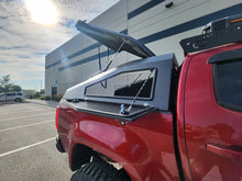 Load image into Gallery viewer, Chevy Colorado (2015+) / GMC Canyon – Shortbed (5ft.) SHADOW TOP
